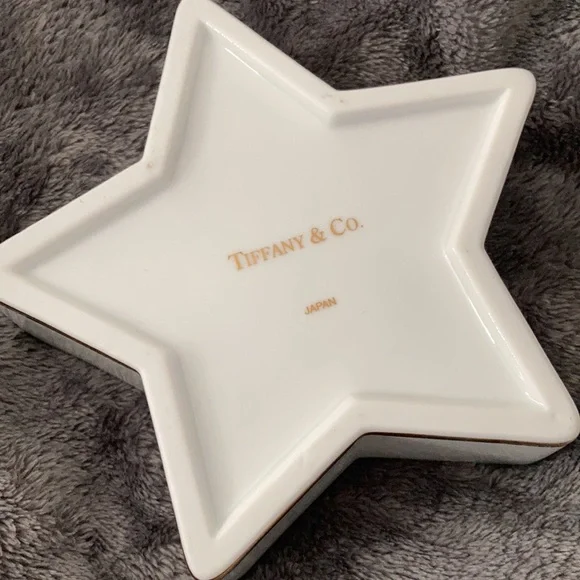 Tiffany & Co blue star porcelain jewelry box. Excellent condition..